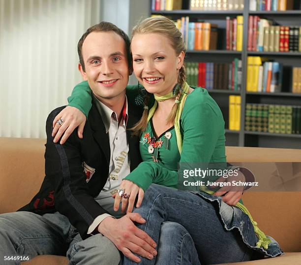 Actors Janin Reinhardt and Michael Krabbe pose for a photo on the set of their television comedy series "Paare" on December 19, 2005 in Cologne,...