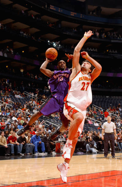 2005 Toronto Raptors 632 Toronto Raptors Mike James Photos & High Res Pictures - Getty Images