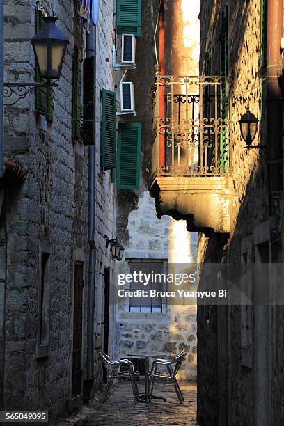 an old town alley - kotor bay ストックフォトと画像