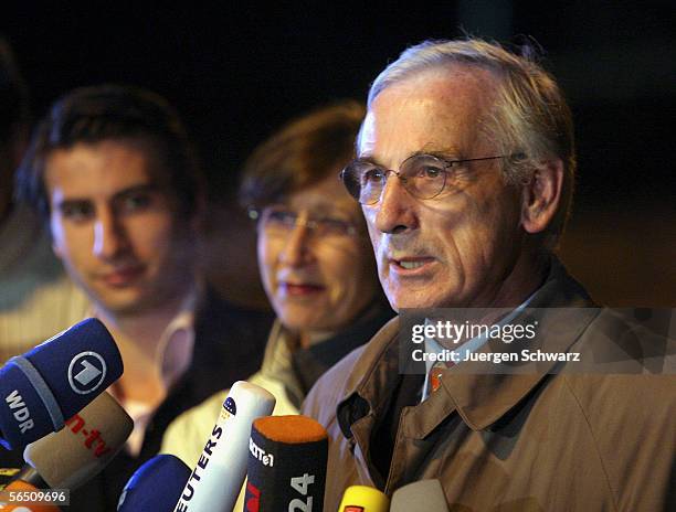 Cevin Cathell C Karim Chrobog Photos and Premium High Res Pictures - Getty Images