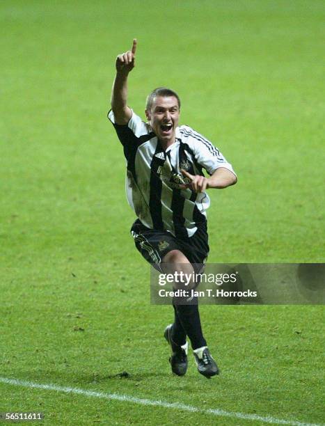 Lee Clark of Newcastle celebrates scoring a goal during the Barclays Premiership match between Newcastle United and Middlesbrough at St James' Park...