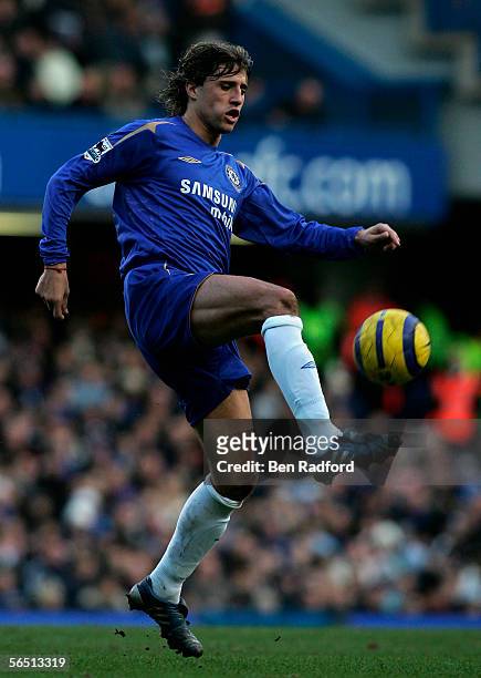 Hernan Crespo of Chelsea in action during the Barclays Premiership match between Chelsea and Birmingham City at Stamford Bridge on December 31, 2005...