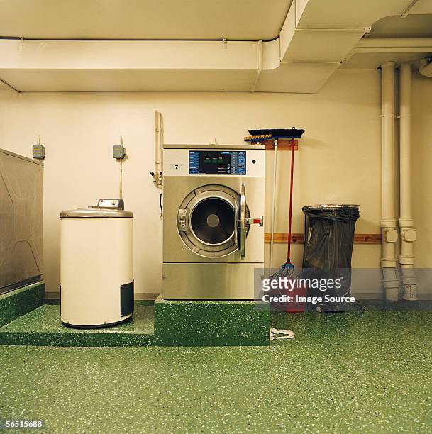 Small Laundry Machine Photos and Premium High Res Pictures - Getty Images