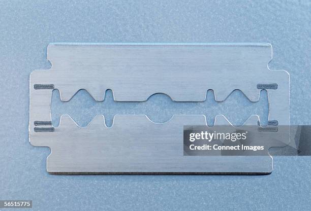 a razor blade - razor blade stock pictures, royalty-free photos & images