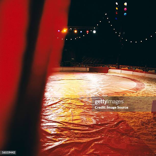 empty circus stage - circus curtains stock pictures, royalty-free photos & images