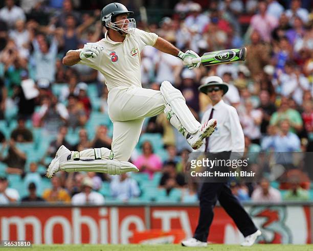 Ricky Ponting of Australia celebrates the winning runs during day five of the Third Test between Australia and South Africa played at the SCG on...
