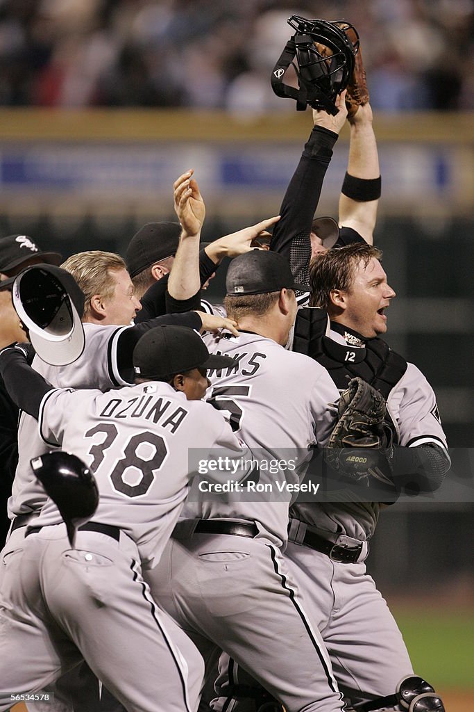 Houston Astros v Chicago White Sox