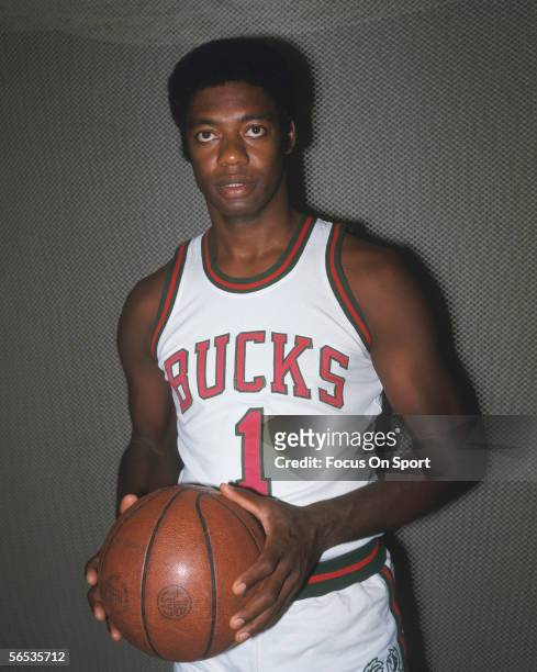 Center Oscar Robertson of the Milwaukee Bucks poses with a ball circa the 1970's.