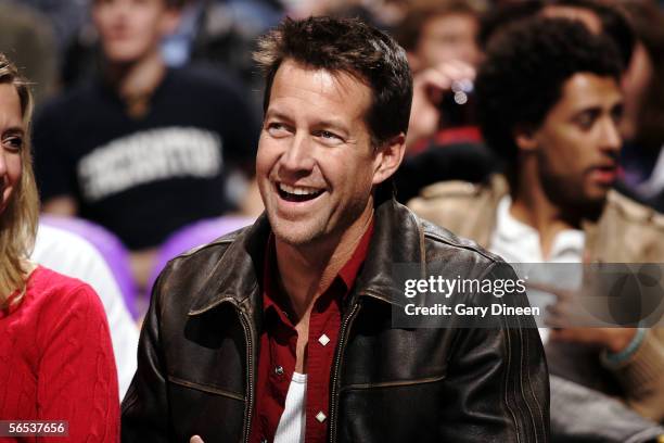 Actor James Denton of the show "Desperate Housewives" enjoys the game between the Chicago Bulls and the Milwaukee Bucks on January 6, 2006 at the...