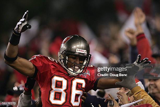 Eddell Edell Shepherd Photos and Premium High Res Pictures - Getty Images