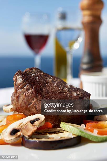 chateaubriand - mirepoix comida fotografías e imágenes de stock