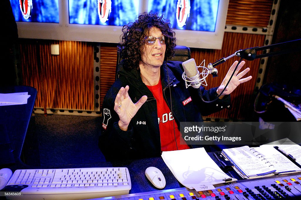 Stern Debuts On Sirius Radio