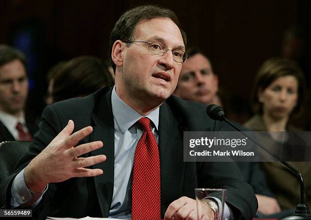 Supreme Court nominee Judge Samuel Alito answers questions before the Senate Judiciary Committee during the second day of his confirmation hearings...
