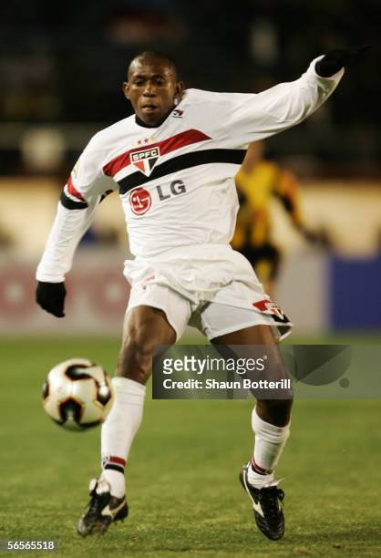 Mineiro of Sao Paulo in action during the FIFA Club World Championship Toyota Cup 2005 match between Al Ittihad and Sao Paulo FC at The National...