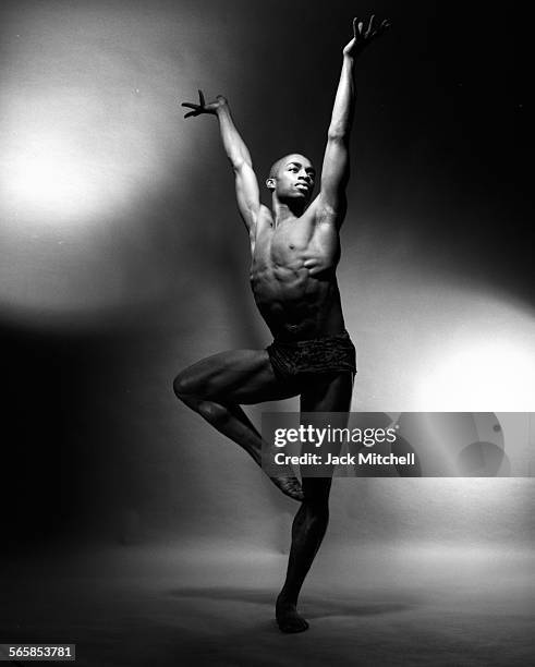 Dancer Desmond Richardson, photographed in May 1994. Photo by Jack Mitchell/Getty Images.