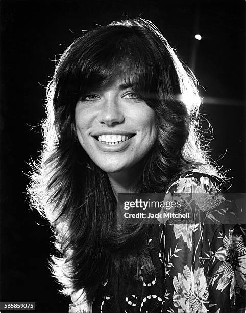 Singer-songwriter Carly Simon, 1971. Photo by Jack Mitchell/Getty Images.