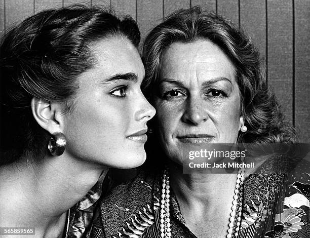 Brooke Shields with her mother Teri, 1973. Photo by Jack Mitchell/Getty Images.
