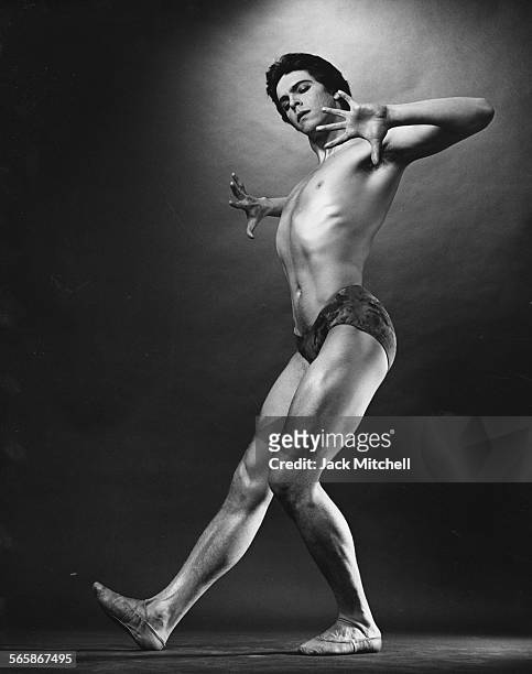Dancer Kirk Peterson, 1977. Photo by Jack Mitchell/Getty Images.