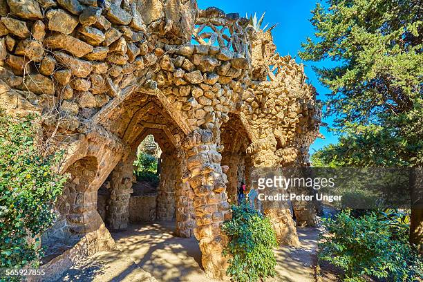 parc guell barcelona - park guell stock pictures, royalty-free photos & images