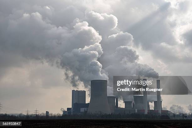 coal fired power station niederaussem - coal fired power station 個照片及圖片檔