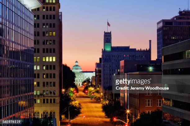 high angle view of jackson cityscape at night, mississippi, united states - mississippi fotografías e imágenes de stock