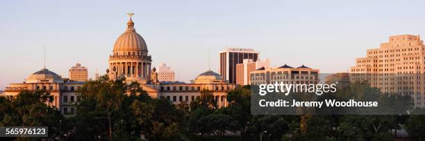 panoramic view of jackson cityscape, mississippi, united states - jackson stockfoto's en -beelden