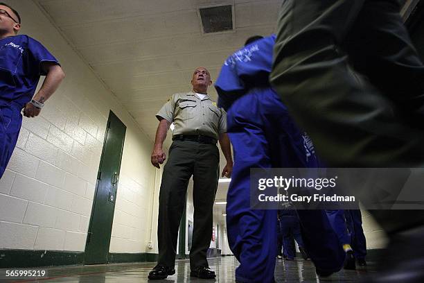 La Inmates 6,855 Los Angeles County Jail Stock Photos, High-Res Pictures, and ...