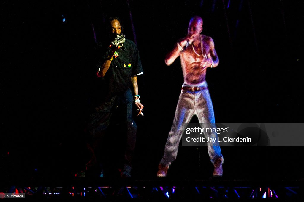 INDIO, CAAPRIL 22, 2012Snoop Dogg perfroms with an image of Tupac near the end of the Snoop Dog