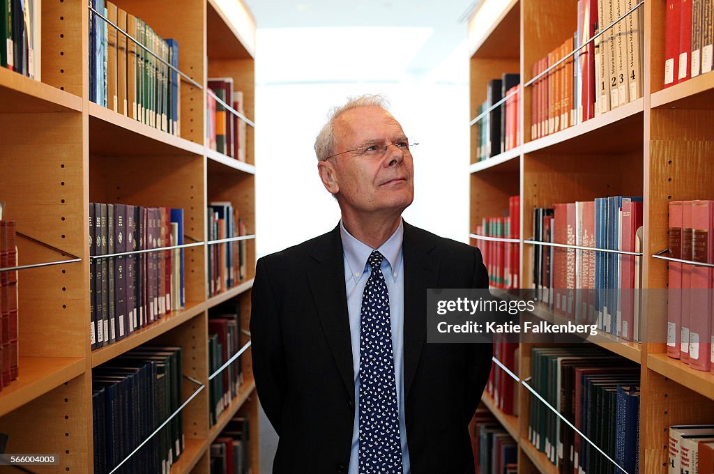 Thomas Gething Thomas Gaehtgens, head of the Getty Research Institute, poses for a ...