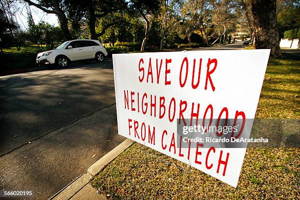 Caltech Hand Sign 81 Caltech Campus Stock Photos, High-Res Pictures, and Images - Getty ...