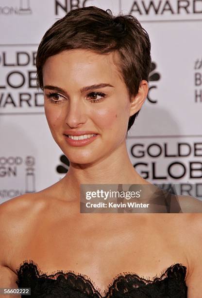 Actress Natalie Portman poses backstage during 63rd Annual Golden Globe Awards at the Beverly Hilton on January 16, 2006 in Beverly Hills, California.