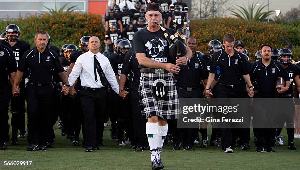 Servite Rugby 98 Servite College Stock Photos, High-Res Pictures, and Images - Getty ...