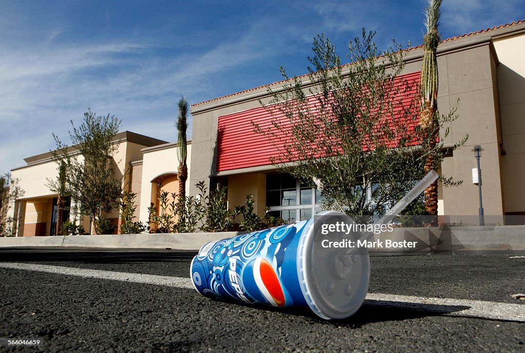The Staples store (rt), and adjacent neighbor PetSmart (lt) in the Moreno Beach Plaza in Moreno Val