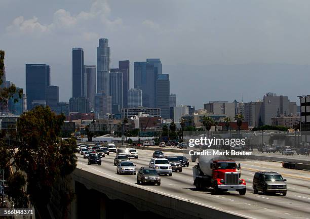 High Occupancy High Occupancy Lane Photos and Premium High Res Pictures - Getty Images