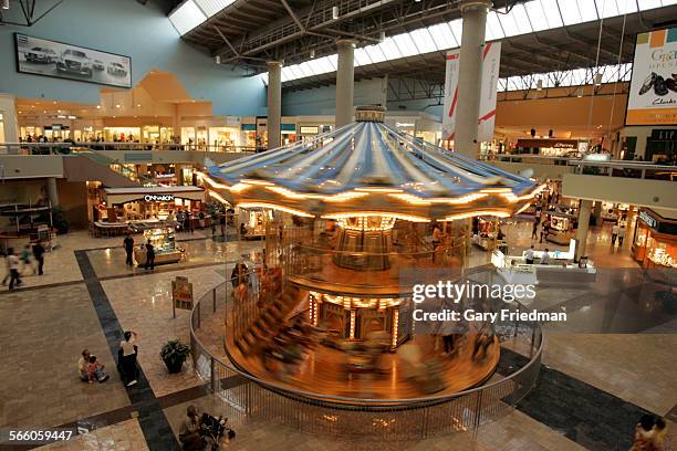 Westfield Santa Anita Mall Photos and Premium High Res Pictures - Getty ...
