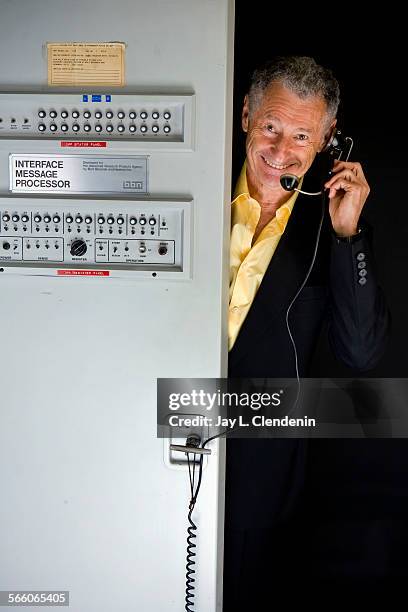 Ucla 1969 Computer Computer 1960 1969 Photos and Premium High Res Pictures - Getty Images