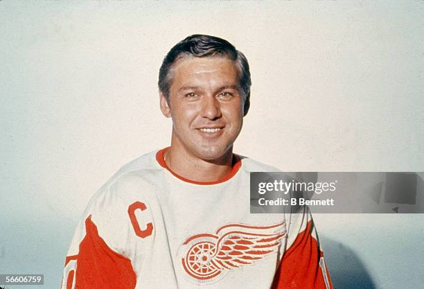 Portrait of Canadian professional hockey player Alex Delvecchio of the Detroit Red Wings wearing a home jersey, 1960s.