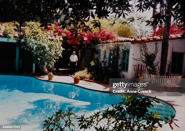 Photo o Marilyn Monroe's pool and backyard as it was when she owned the Brentwood home which is part of the collection of Greg Schreiner copy shot on...