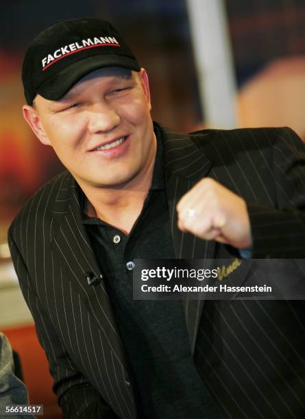 Axel Shultz Axel Schulz Boxing Photos and Premium High Res Pictures - Getty Images