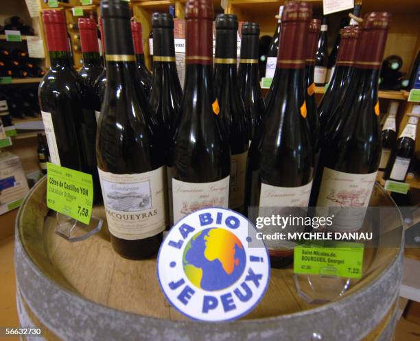 Herouville-Saint-Clair, FRANCE: TO GO WITH THE AFP STORIES ON BIO AND FAIR TRADE - Wines coming from organic production and fair trade are sold in a...