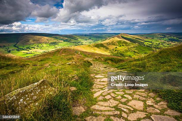 View along The Great Ridge which runs from Mam Tor to Losehill in Derbyshire.