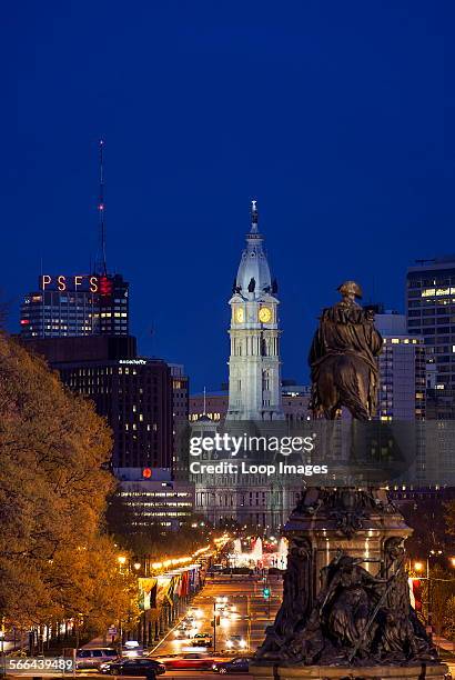 The Washington Monument at Eakins Oval looks toward City Hall in Philadelphia.