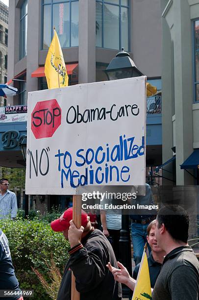 Minneapolis, Protesters rally against Obama's health care plan while he visits Minneapolis to explain his health care options.