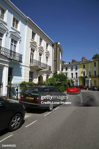 View along Chalcot Crescent in Primrose Hill.
