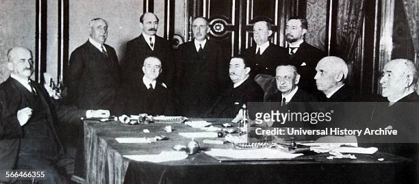 The government of Juan Bautista Aznar-Cabañas, Prime Minister of Spain. Seated from left: Alvaro de Figueroa Torres, Juan Bautista Aznar-Cabanas,...