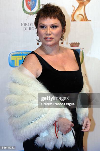 Italian actress Serena Grandi attends the TV, Sport, Cinema And Music Italian Awards at the Auditorium on January 22, 2006 in Rome, Italy.