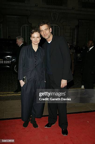 Clive Owen and wife arrive at the UK Premiere of "Derailed" at the Curzon Mayfair on January 23, 2006 in London, England.