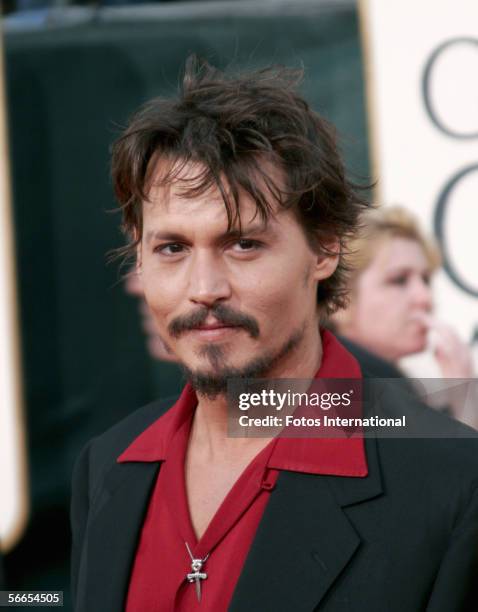 Actor Johnny Depp arrives to the 63rd Annual Golden Globe Awards at the Beverly Hilton on January 16, 2006 in Beverly Hills, California.