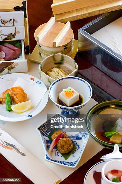 tofu kaiseki dishes - nata de soja fotografías e imágenes de stock