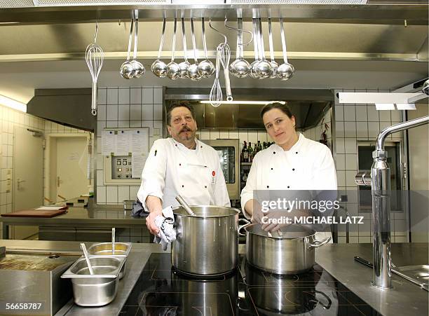 Germany: View taken 12 January 2006 chef Edwin Schmied and his assistant Petra Weber in the kitchen of Hotel Waltersbuehl in Wangen im Allgaeu, in...